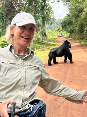 1 Day Gorilla Trekking in Uganda from Kigali and back